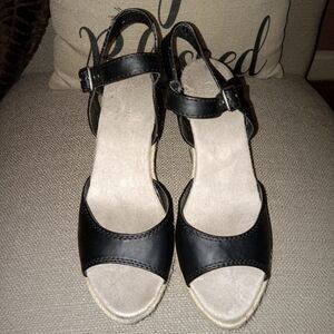 Women's Black And White Sandals